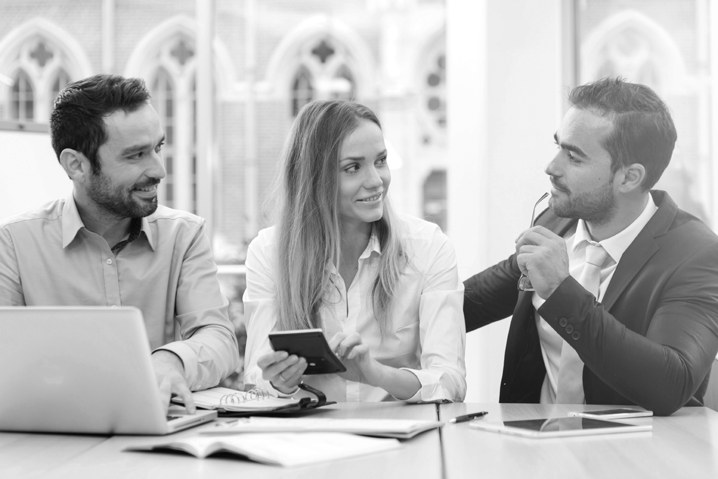 3 people working together